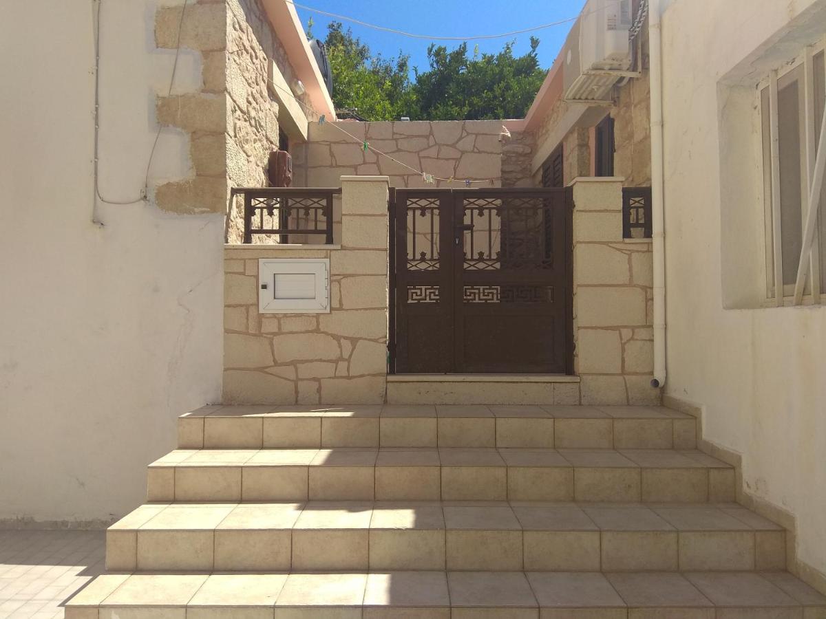 Stonehouse Villa Skopi Skopi  Экстерьер фото
